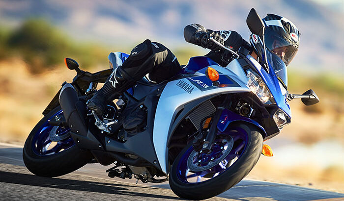 دراجة ياماها YZF-R3 الرياضية 2015